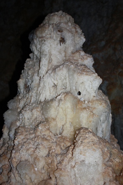 File:Large Epsomite Stalagmite.jpg